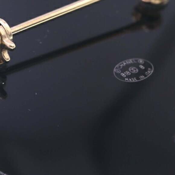 CHANEL Authentic Black Pearl Logo Brooch - Picture 3 of 4